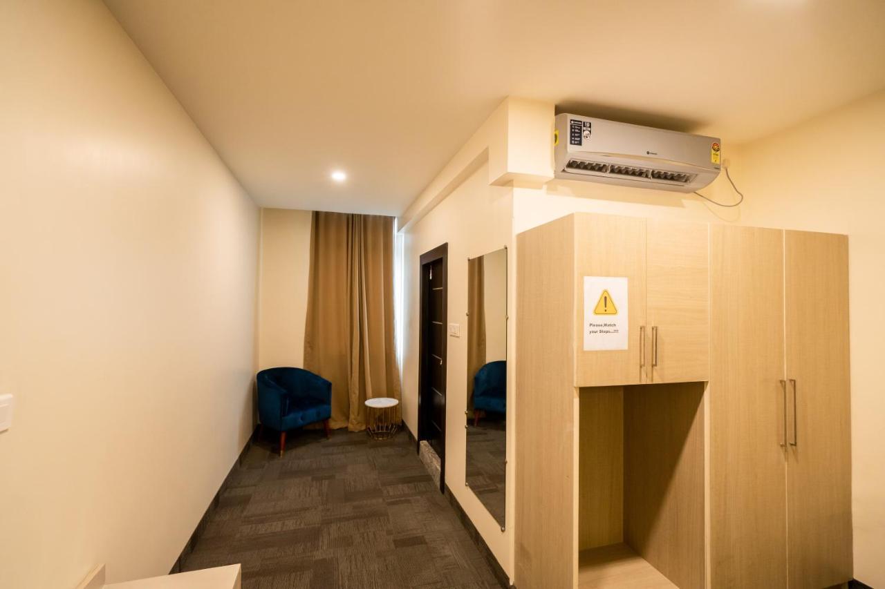 Royale Lalawi Hotel Aizawl Bagian luar foto
