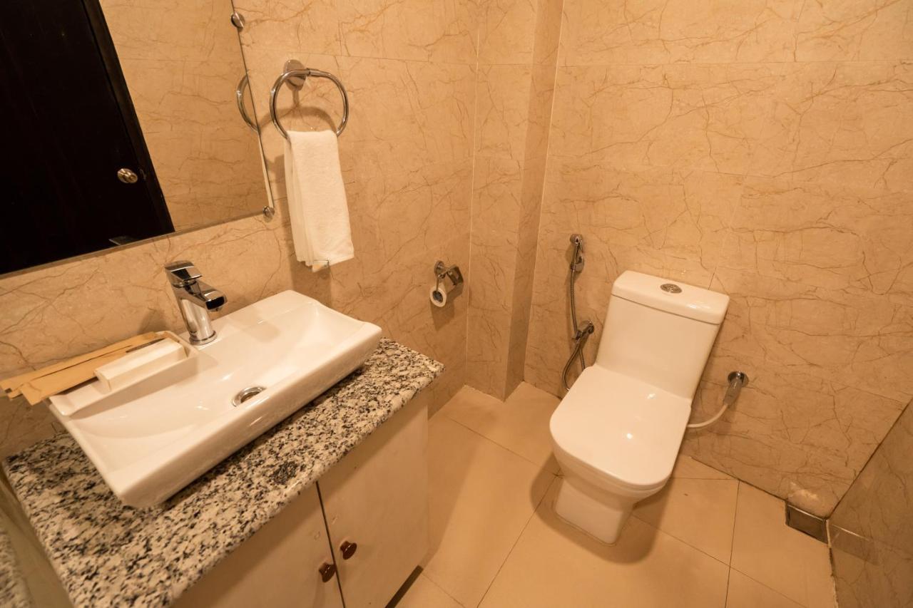Royale Lalawi Hotel Aizawl Bagian luar foto