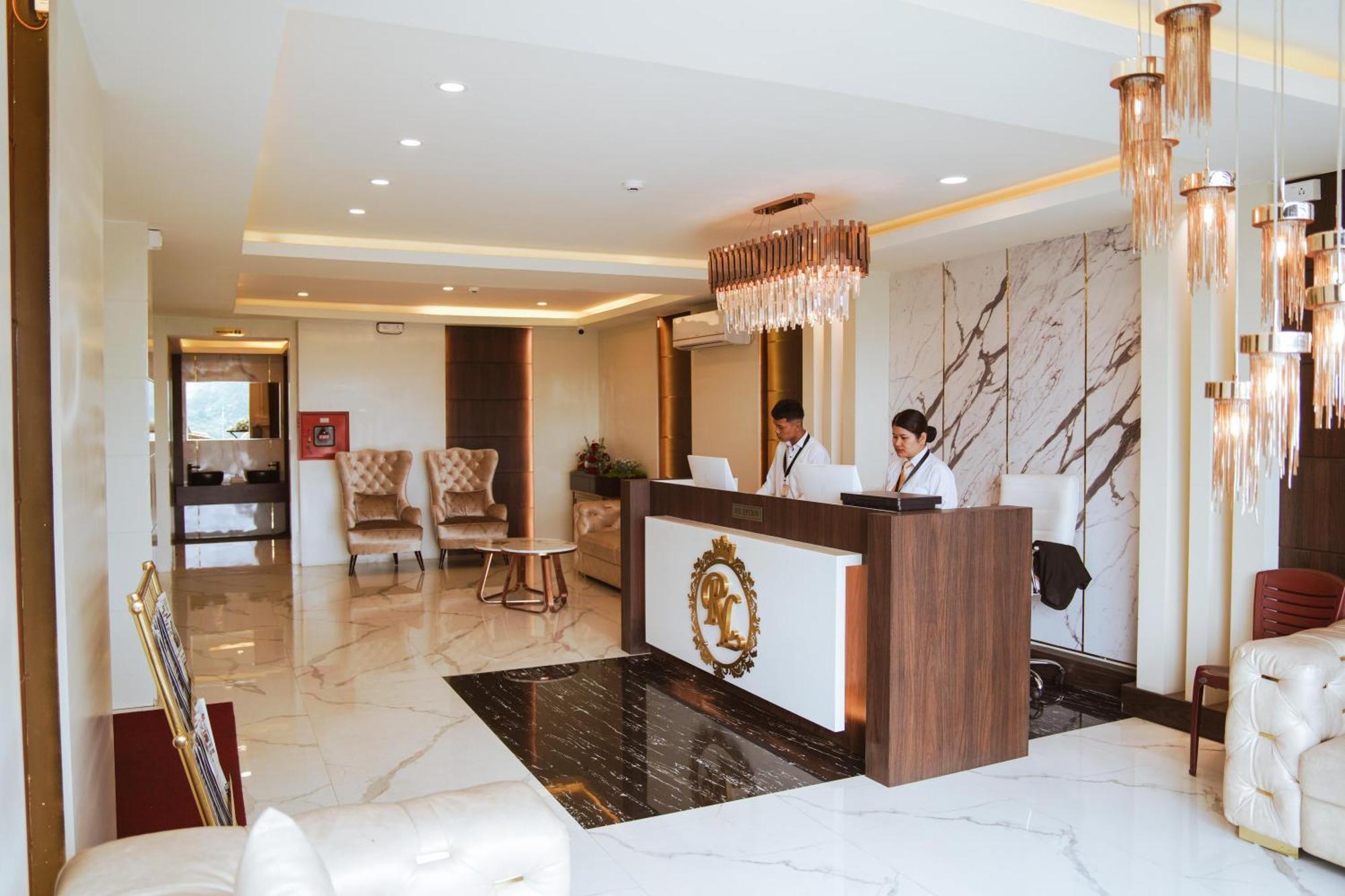 Royale Lalawi Hotel Aizawl Bagian luar foto